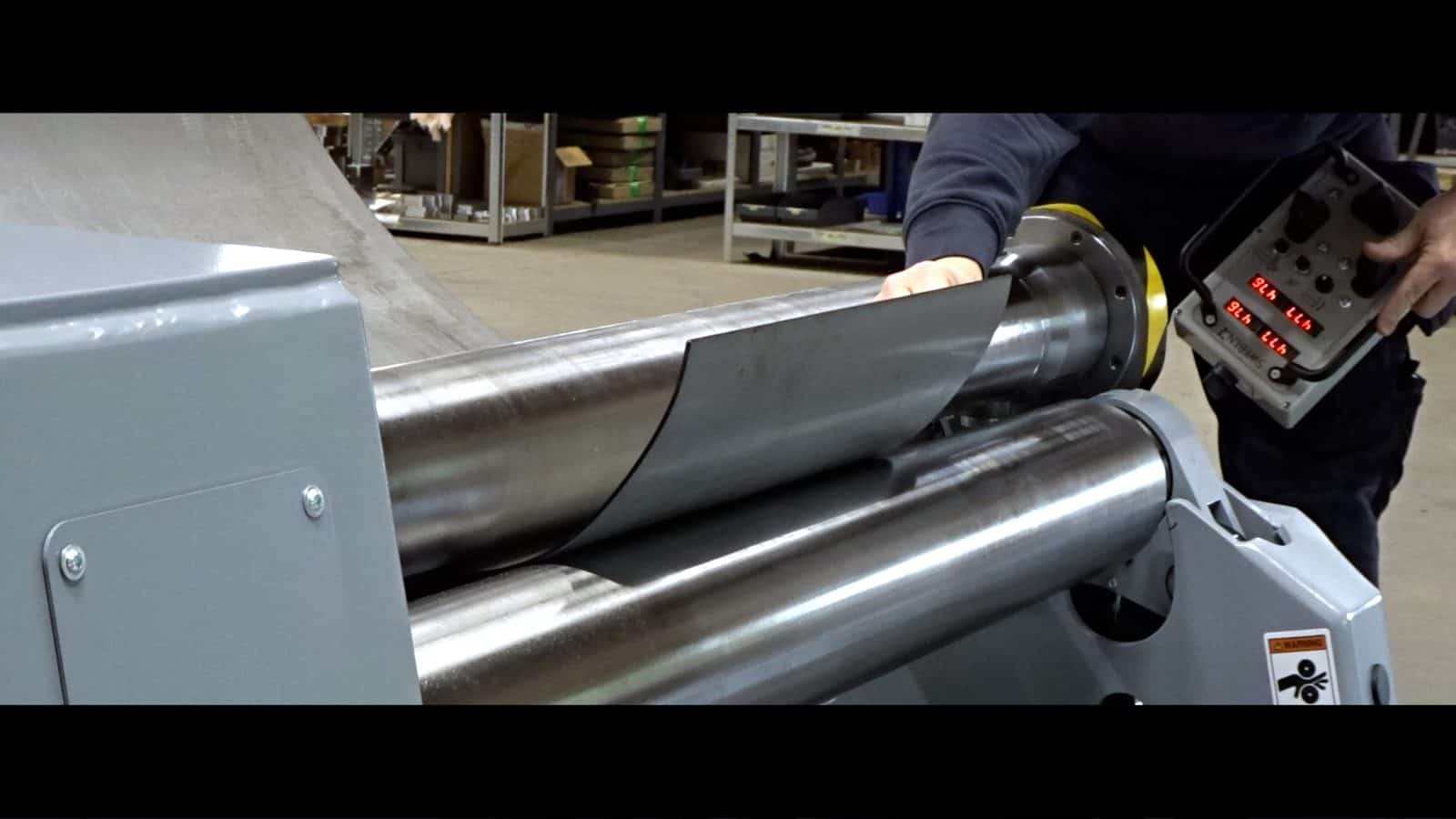 Operator running a SweBend PB3-6-4 plate roll with Wireless Bluetooth Control